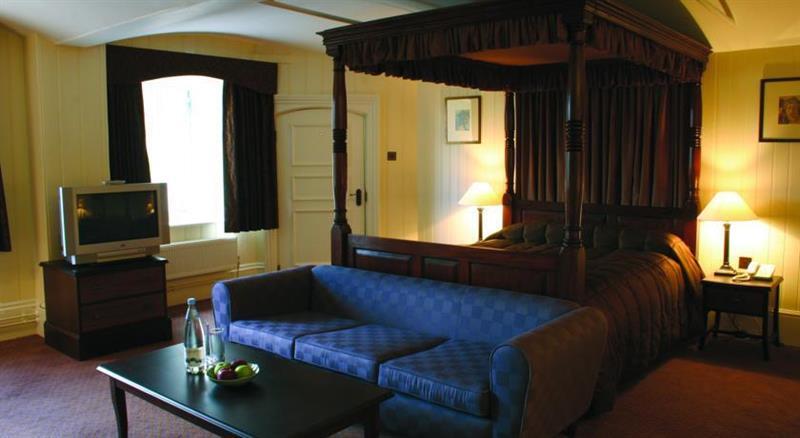 De Vere Horsley Estate East Horsley Eksteriør billede